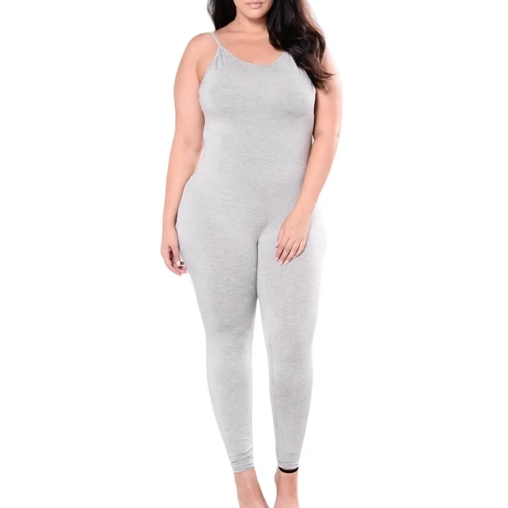 Nova Season Jumpsuit - Heather Grey
New - Picture 3 of 6
